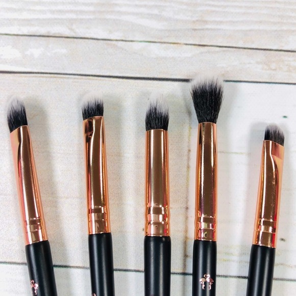 Shaina B Eyes on Miami Brush Set NWT - Picture 3 of 6